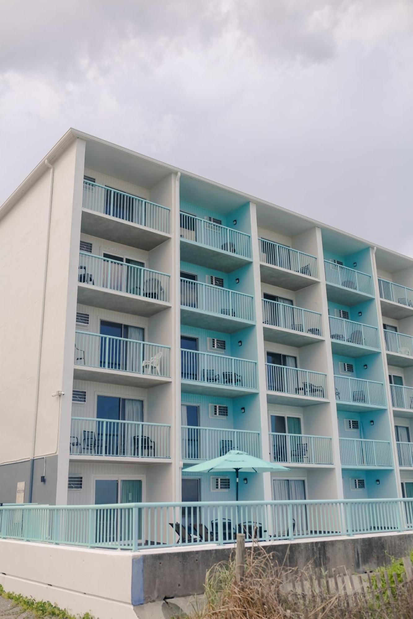 Southern Breeze Ocean Front Hotel Myrtle Beach Exterior photo