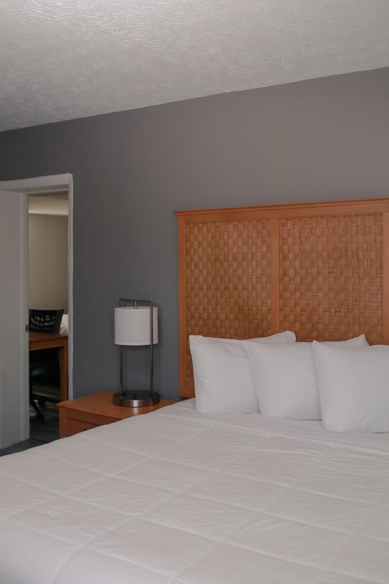 Southern Breeze Ocean Front Hotel Myrtle Beach Exterior photo